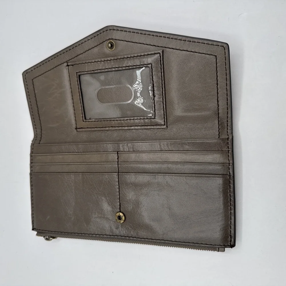 Hobo International Soft Brown Gray Leather Womens Long Wallet Clutch Zip‎